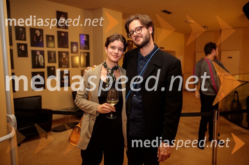  ... ;  Jan Krmelj, režiserŽabe, premiera poetične drame