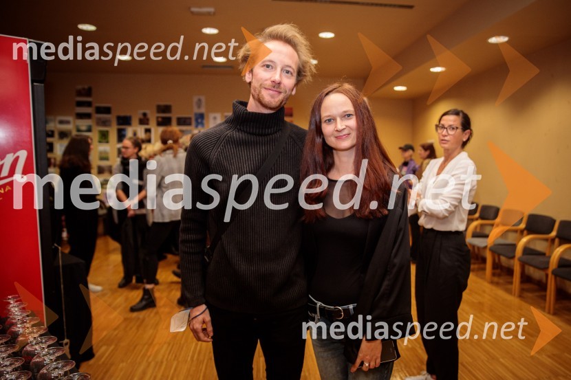 dr. Ignac Fock, Filozofska fakulteta, Univerza v Ljubljani;  Katarina Koprivnikar, marketing MGLŽabe, premiera poetične drame