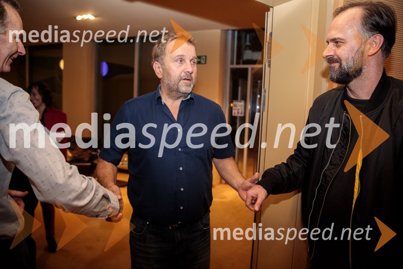  ... ;  Lotos Vincenc Šparovec, igralec;  Uroš Fürst, igralecŽabe, premiera poetične drame