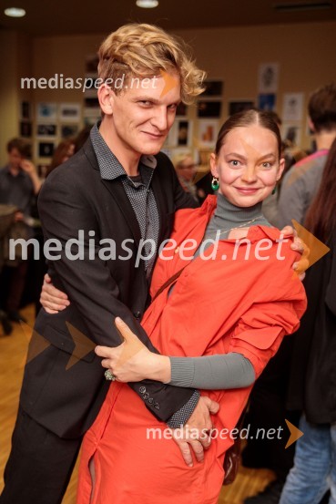  Matevž Sluga, AGRFT;  Mina Švajger, igralkaŽabe, premiera poetične drame