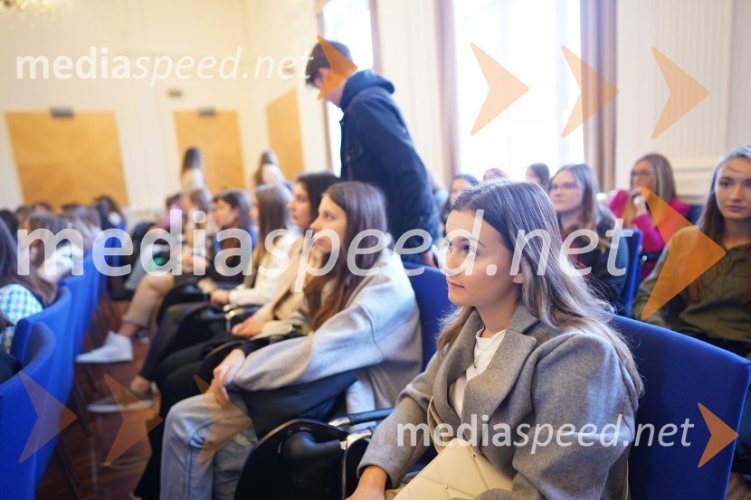 Sprejem brucev na Univerzi v Mariboru