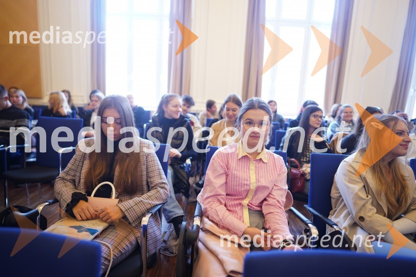 Sprejem brucev na Univerzi v Mariboru