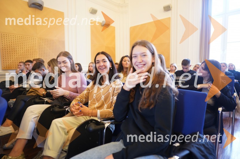 Sprejem brucev na Univerzi v Mariboru