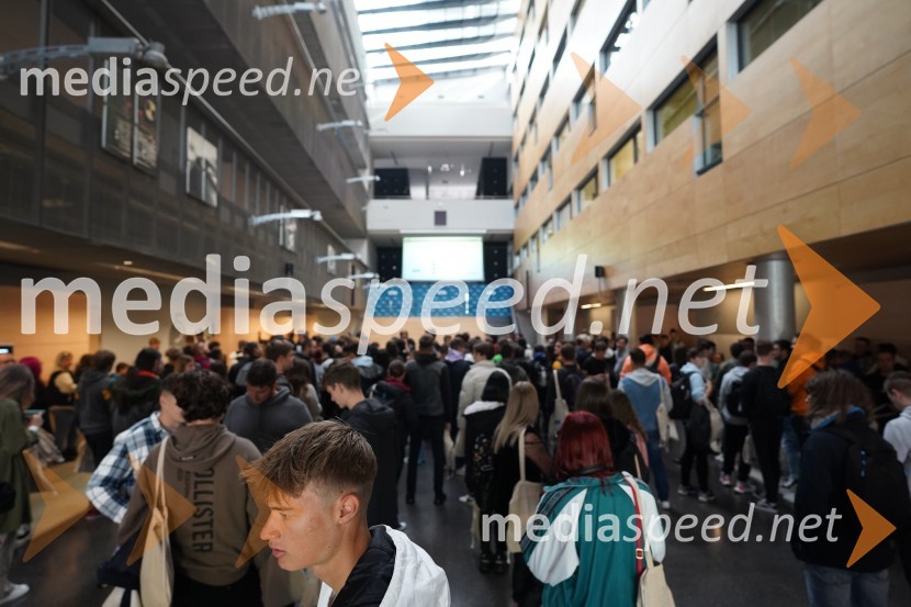 Sprejem brucev na Univerzi v Mariboru