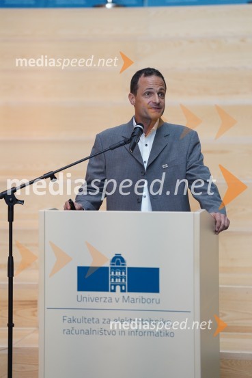 Sprejem brucev na Univerzi v Mariboru