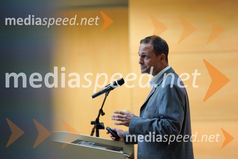 Sprejem brucev na Univerzi v Mariboru