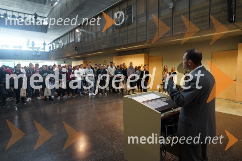 Sprejem brucev na Univerzi v Mariboru