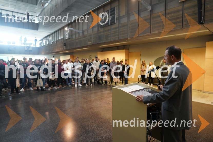 Sprejem brucev na Univerzi v Mariboru