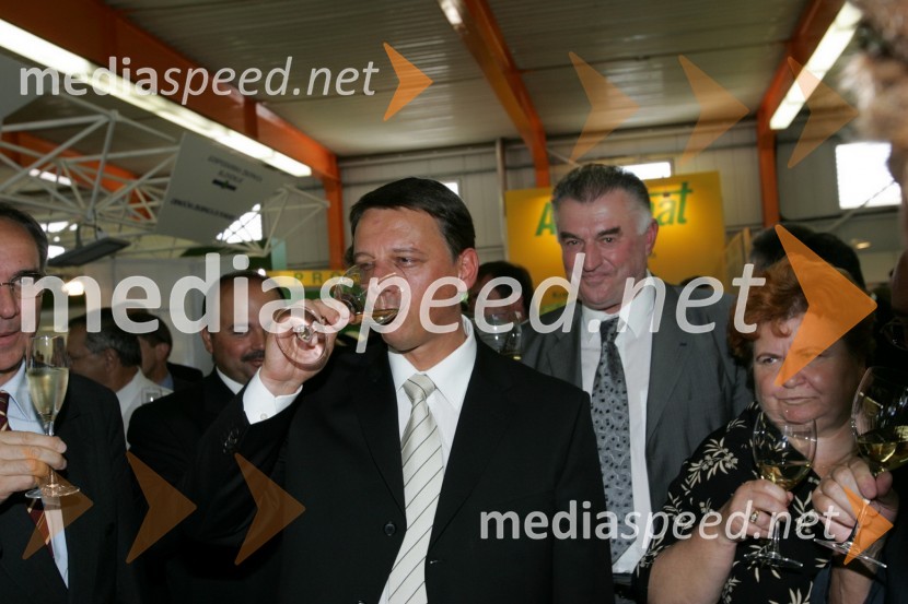 Anton Rop, politik, Janez Sušnik in Marija Pozsonec, nekdanja poslanka madžarske narodne skupnostiSejem Gornja Radgona 2004