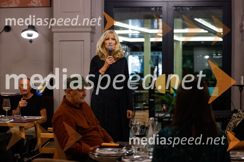 dr. Vesna Mikolič, predsednica strokovnega sveta Zlati kamenPodelitev štipendij Škrabčeve ustanove za leto 2022