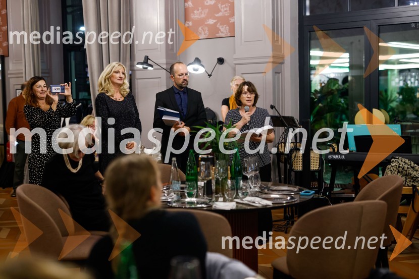 dr. Vesna Mikolič, predsednica strokovnega sveta Zlati kamen; Dr. Matej Šekli, predsednik Slavističnega društva in predsednik strokovne komisije Škrabčeve ustanove;  ... Podelitev štipendij Škrabčeve ustanove za leto 2022