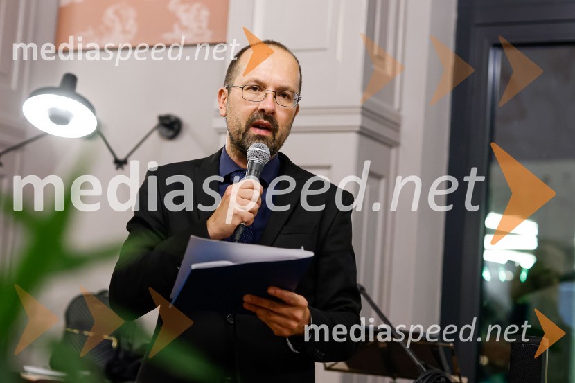 Dr. Matej Šekli, predsednik Slavističnega društva in predsednik strokovne komisije Škrabčeve ustanovePodelitev štipendij Škrabčeve ustanove za leto 2022