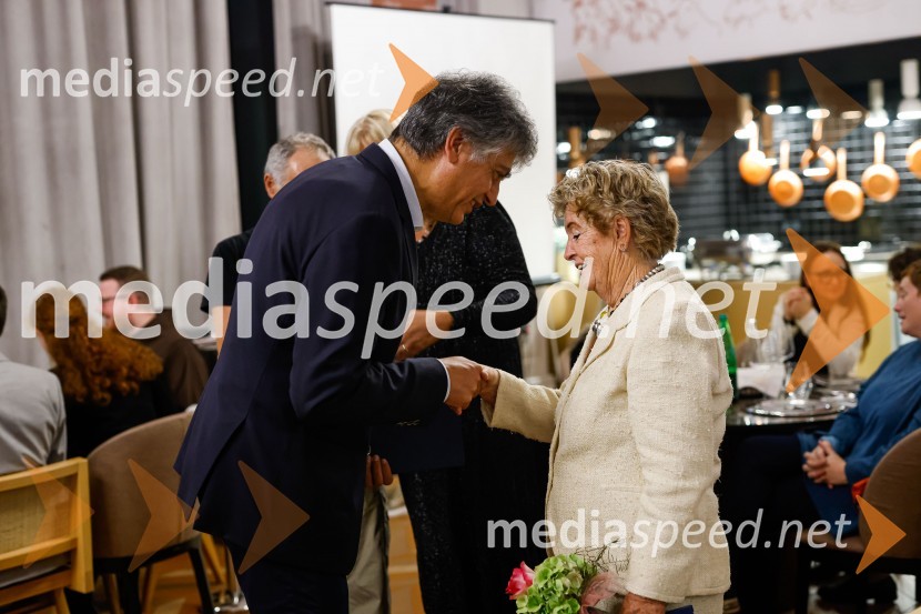 Podelitev štipendij Škrabčeve ustanove za leto 2022