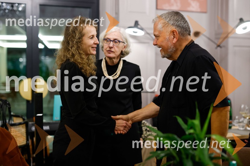  Polona Lovšin, vodja komunikacij, Riko d.o.o.;  Milena Mileva Blažić, političarka;  Joe Valenčič, bivši dopisnik RTV SlovenijaPodelitev štipendij Škrabčeve ustanove za leto 2022