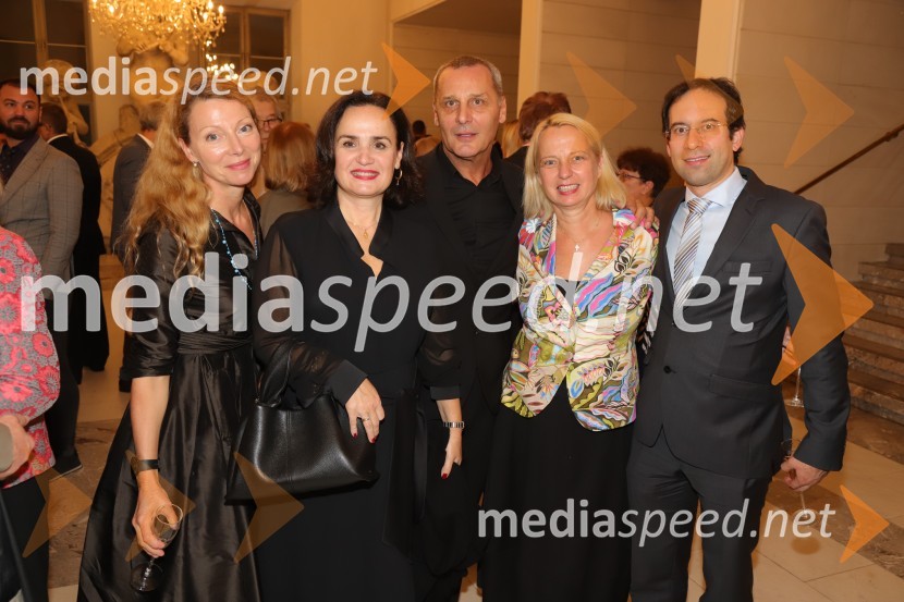  Nataša Matjašec Rošker, igralka;  ... ;  Danilo Rošker, direktor SNG Maribor;  Jasmina Leskovar, SNG Maribor;  Simon Krečič, umetniški direktor Opere SNG MariborLa Gioconda, premiera opere v SNG Maribor