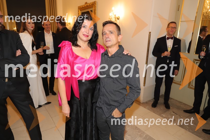  Dada Kladenik, pevka;  ... La Gioconda, premiera opere v SNG Maribor