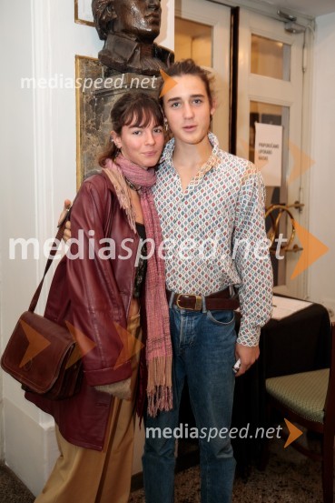  Puja Gruban Pohar;  Voranc Mandić, igralecPasji sin. Do koder te pusti veriga, premiera