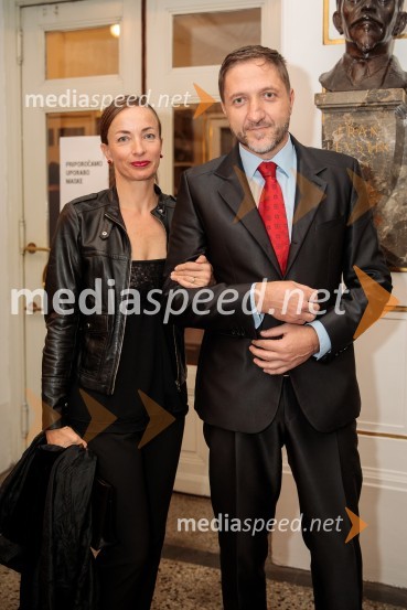 dr. Eva Boštjančič, vodja katedrov za psihologijo dela in organizacije, Filozofska fakulteta v Ljubljani;  Klemen Boštjančič, minister za financePasji sin. Do koder te pusti veriga, premiera