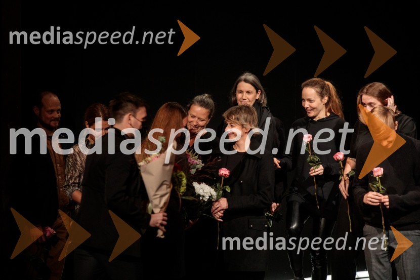  ... ;  ... ;  ... ;  ... ;  Nina Valič, igralka;  Barbara Cerar, igralka;  Maja Sever, igralka;  Iva Babić, igralka;  ... ;  ... Pasji sin. Do koder te pusti veriga, premiera