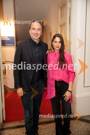  Tomislav  Čizmić, predsednik uprave, Mercator d.d.;  Saša Pavlin Stošić, igralkaPasji sin. Do koder te pusti veriga, premiera