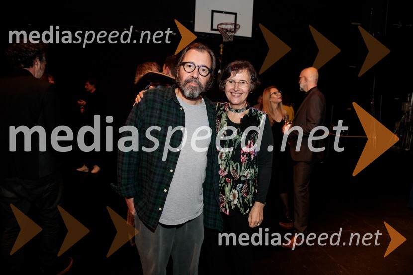  Arpád Schilling, režiser;  ... Pasji sin. Do koder te pusti veriga, premiera