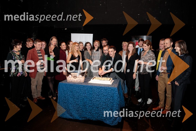 Pasji sin. Do koder te pusti veriga, premiera