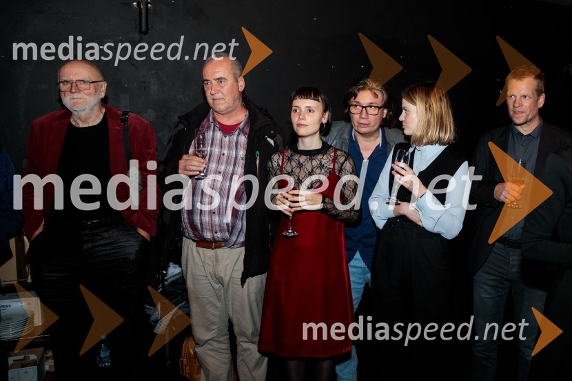 Pasji sin. Do koder te pusti veriga, premiera