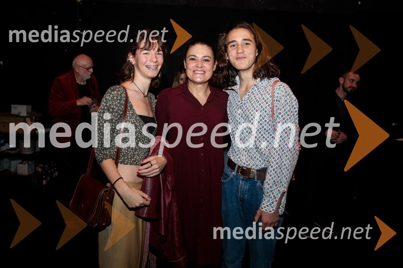  Puja Gruban Pohar;  Pia Zemljič, igralka;  Voranc Mandić, igralecPasji sin. Do koder te pusti veriga, premiera