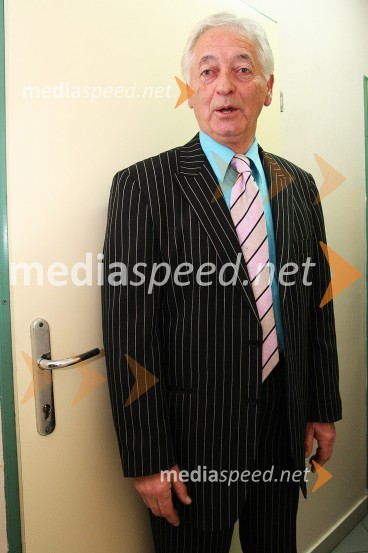 Pero Dimitrijevič, pevecPoglej me, drugi dobrodelni koncert za nakup mamografa