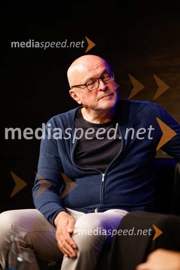  Miha Mazzini, pisatelj, kolumnist, scenaristMiha Mazzini: Osebno, predstavitev knjige v Cankarjevem domu