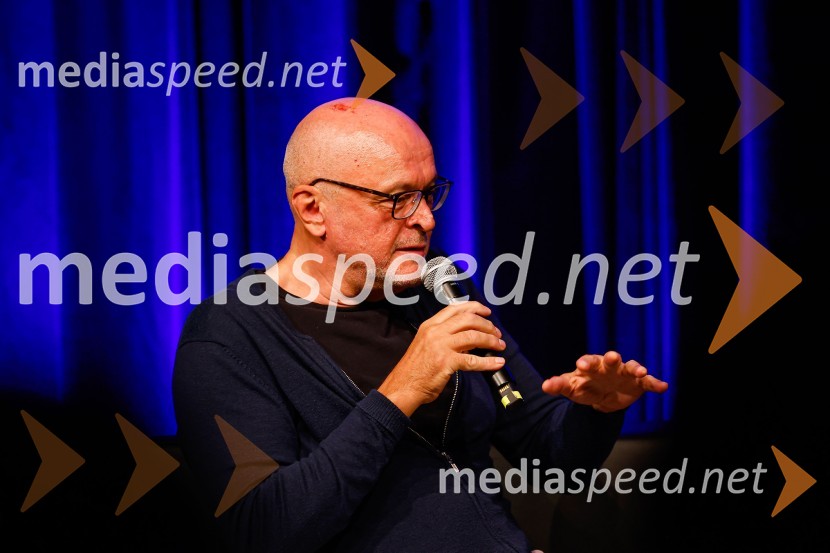  Miha Mazzini, pisatelj, kolumnist, scenaristMiha Mazzini: Osebno, predstavitev knjige v Cankarjevem domu