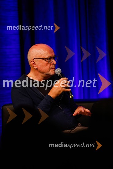  Miha Mazzini, pisatelj, kolumnist, scenaristMiha Mazzini: Osebno, predstavitev knjige v Cankarjevem domu