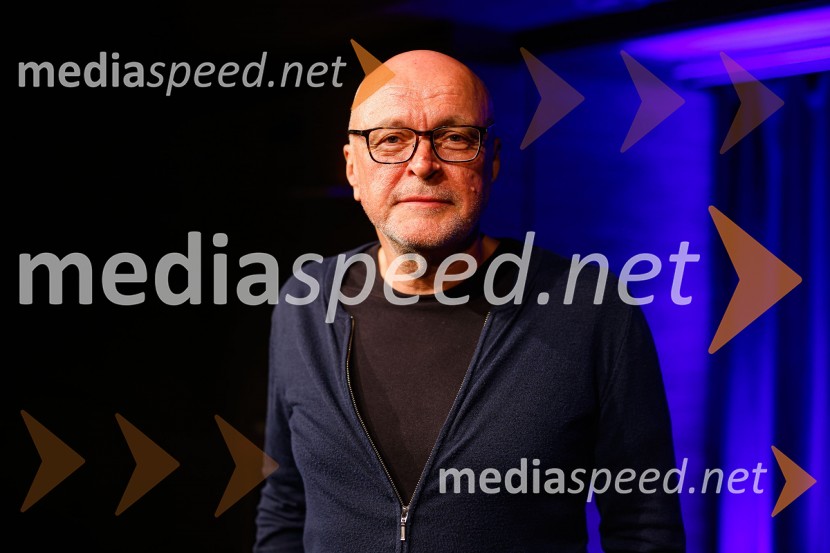  Miha Mazzini, pisatelj, kolumnist, scenaristMiha Mazzini: Osebno, predstavitev knjige v Cankarjevem domu