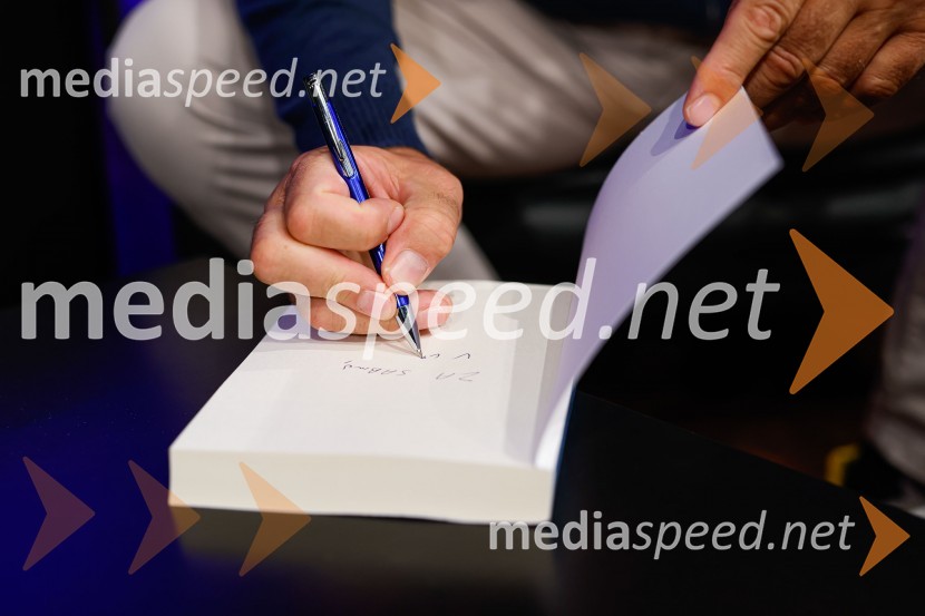 Miha Mazzini: Osebno, predstavitev knjige v Cankarjevem domu