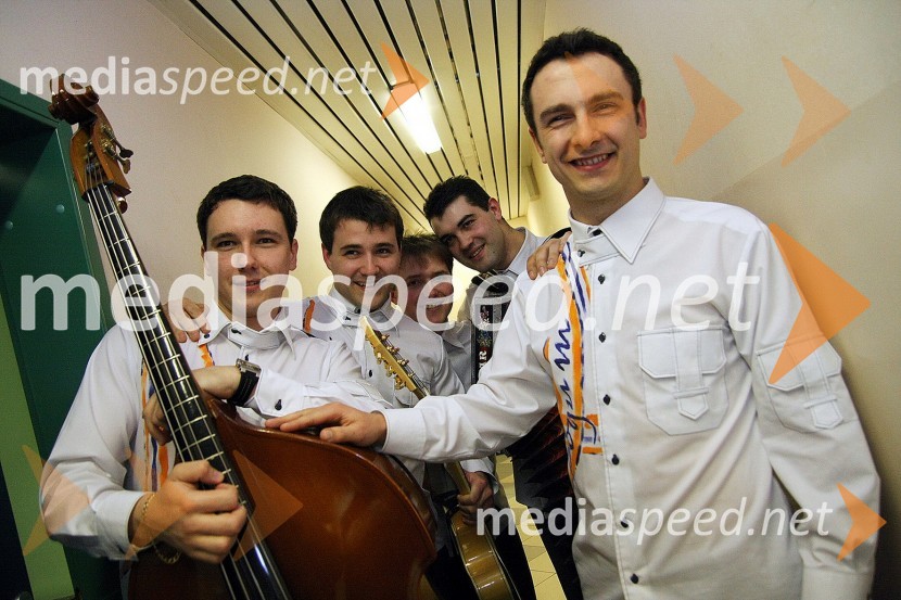 Ansambel PogumPoglej me, drugi dobrodelni koncert za nakup mamografa