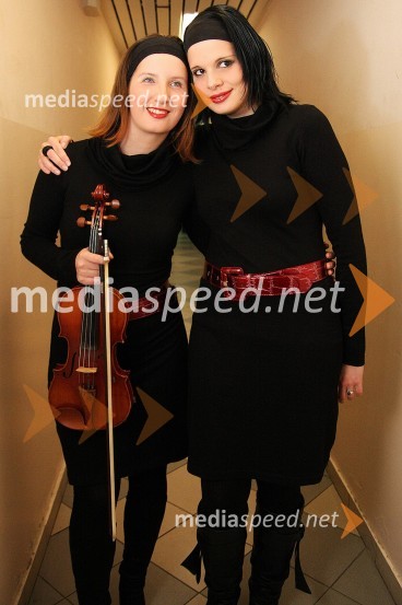 Duo MarušaPoglej me, drugi dobrodelni koncert za nakup mamografa