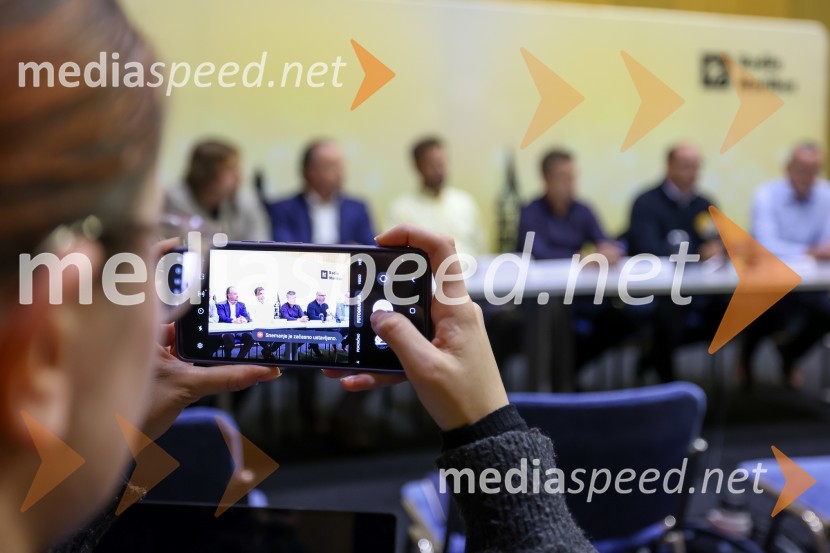 Frišno/Fresh kmalu že drugič na odru SNG Maribor