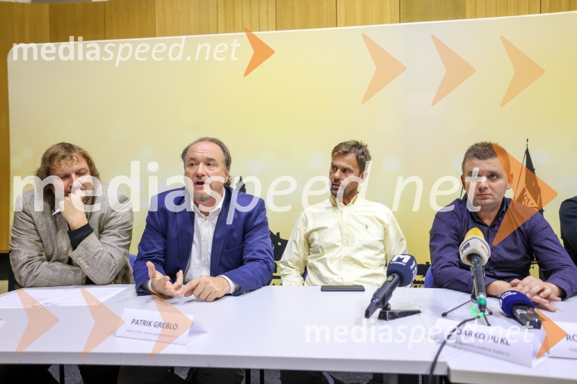  Gregor Stermecki, urednik, Radio Maribor;  Patrik Greblo, dirigent;  Darko Pukl, glavni urednik, Radio Si;  Robert Levstek,  odgovorni urednik Radia Maribor, moderator prireditevFrišno/Fresh kmalu že drugič na odru SNG Maribor