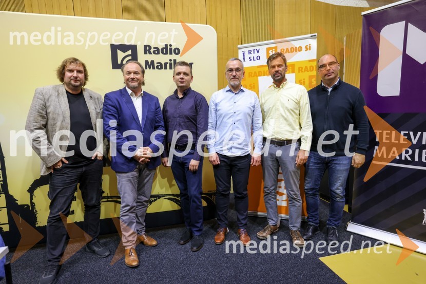  Gregor Stermecki, urednik, Radio Maribor;  Patrik Greblo, dirigent;  Robert Levstek,  odgovorni urednik Radia Maribor, moderator prireditev;  Tomaž  Karat, glavni urednik, TV Maribor;  Darko Pukl, glavni urednik, Radio Si;  Matej Žunkovič, v. d. vodje Regionalnega RTV-centra MariborFrišno/Fresh kmalu že drugič na odru SNG Maribor