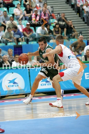 Sani Bečirovič, košarkarKošarka Poljska-Slovenija 2004