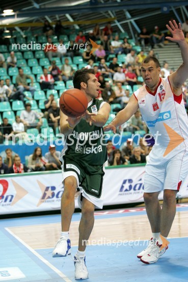 Sani Bečirovič, košarkar in ...Košarka Poljska-Slovenija 2004