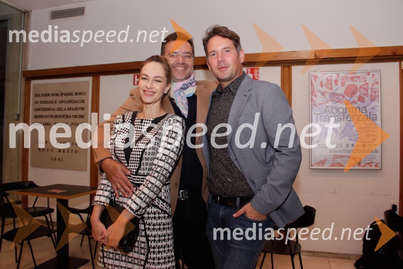  Gorka Berden, igralka;  ... ;  ... Strast, dojenček in rompompom, premiera stand-upa Vida Valiča