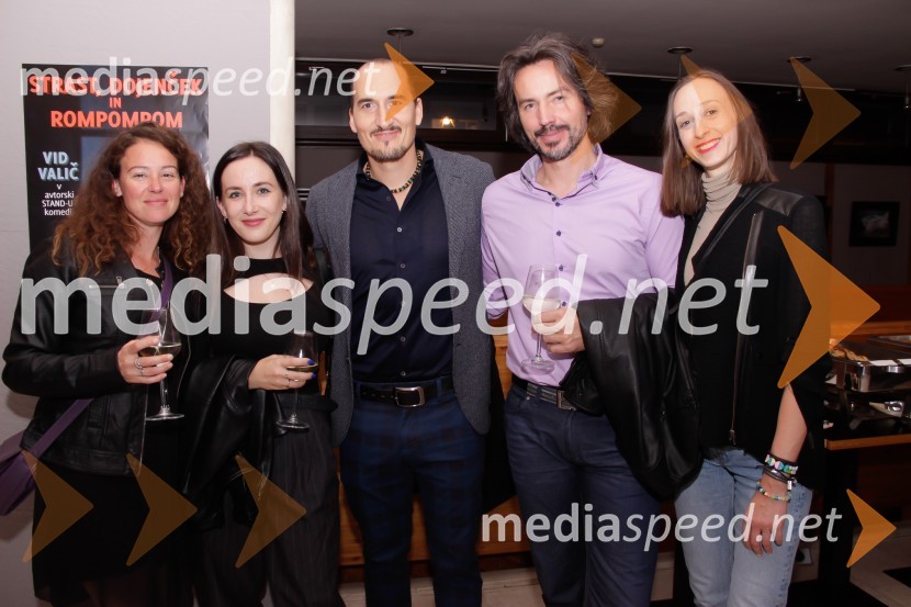  ... ;  ... ;  Vid  Valič, stand-up komik, voditelj;  ... ;  ... Strast, dojenček in rompompom, premiera stand-upa Vida Valiča