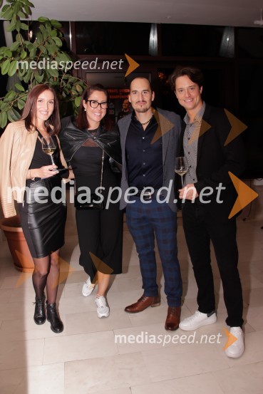  ... ;  ... ;  Vid  Valič, stand-up komik, voditelj;  Domen Valič, igralecStrast, dojenček in rompompom, premiera stand-upa Vida Valiča