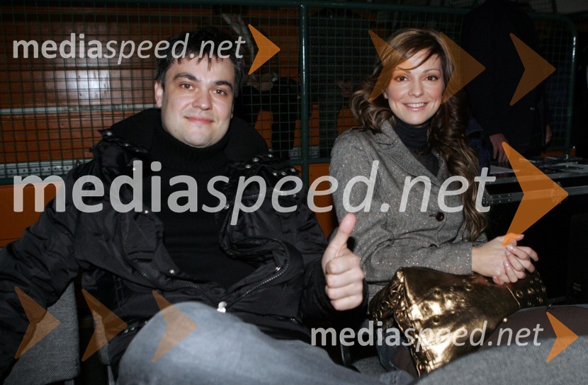 Damijan Vajde, glasbeni menedžer in Natalija Verboten, pevkaRazglasitev Slovenca leta 2005 Nedeljskega dnevnika