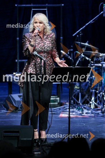  Alenka Godec, pevkaKoncert Orion v spomin Juretu Robežniku