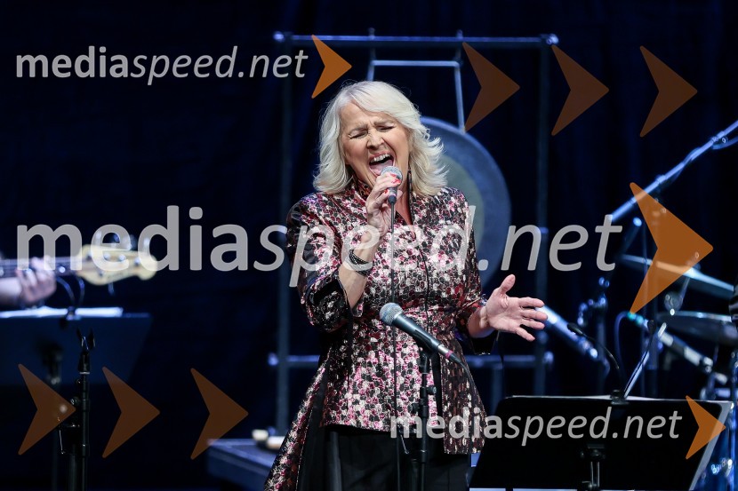  Alenka Godec, pevkaKoncert Orion v spomin Juretu Robežniku