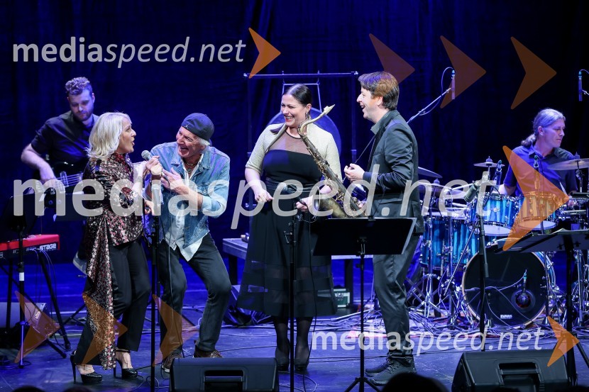  Alenka Godec, pevka;  Janez  Bončina - Benč, pevec;  Nuška Drašček, pevka;  Tadej Tomšič, dirigent, saksofonistKoncert Orion v spomin Juretu Robežniku