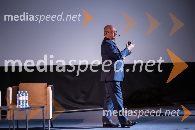 prof. dr. Dejan Verčič, raziskovalec, partner in direktor za znanje, StratkomDanPR, dan odnosov z javnostmi