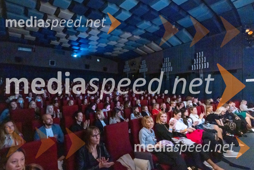 DanPR, dan odnosov z javnostmi